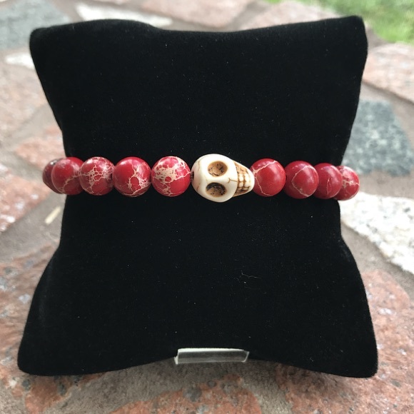 Red jasper white turquoise skull beaded bracelet - Picture 7 of 8